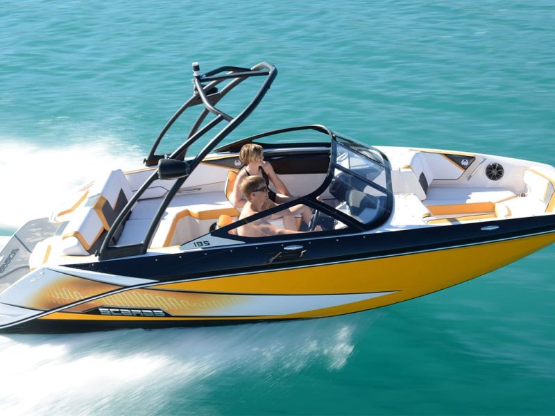 Jet boat